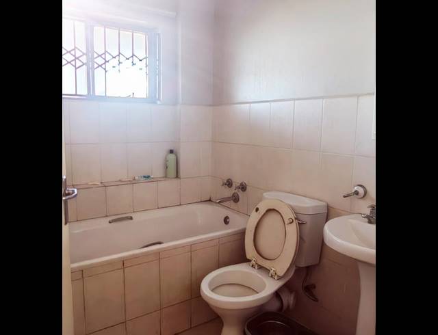 2 BEDROOM APARTMENT FOR SALE IN ARBORETUM